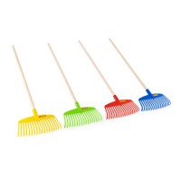 Игрушечные грабли №16 (деревянный черенок, длина - 78 см) арт. 41067 Полесье