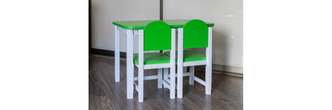 Деревянные комплекты столик и стульчики в Минске