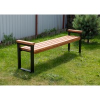Скамейка садовая деревянная с металлическим каркасом без спинки с подлокотниками "Комфорт" арт. SDMP-150
